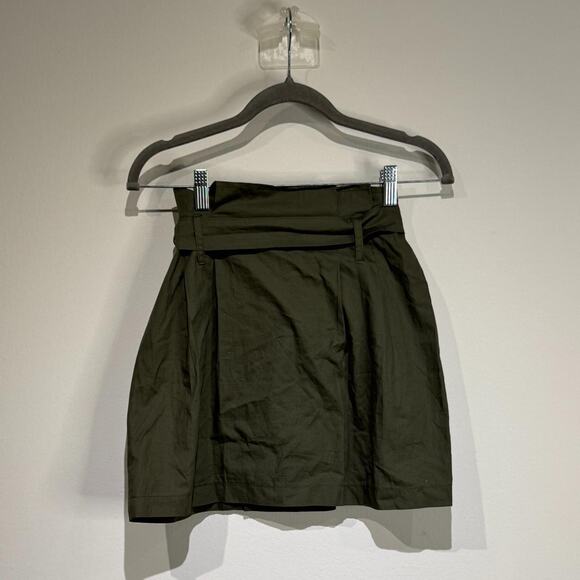 Green Buttoned Mini Skirt - Picture 4 of 5